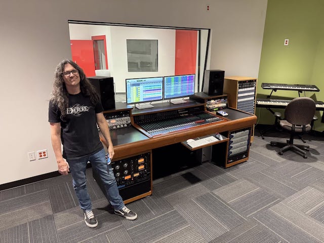 Alice Coopers Solid Rock Teen Center - Goodyear, AZ